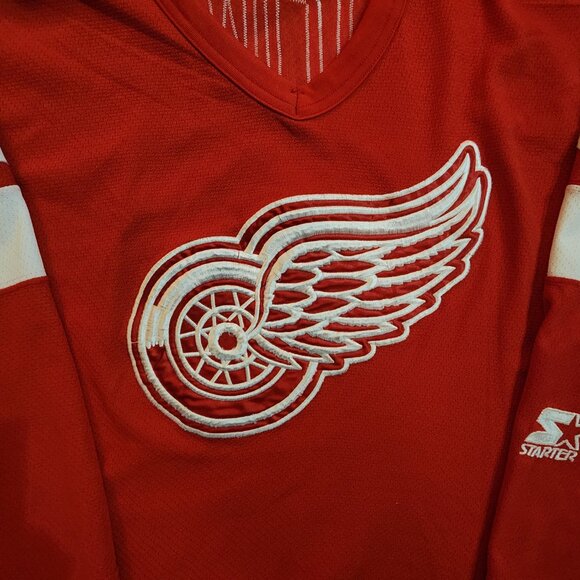 Gordie Howe #9 Detroit Red Wings red jersey. Starter. Tackle Twill. Size XL - Picture 9 of 9
